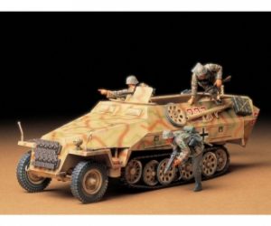 1-35-ger-sdkfz2511-halftrpercar4-300035195-en_00 Tamiya 35195 WWII German SdKfz.251/1 Halftrack
