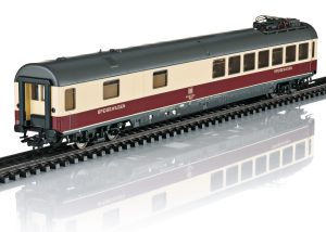 675bea8dc79c30af9404f7086b443ed21543388412 Märklin 43894 Restauratierijtuig WRümz 135