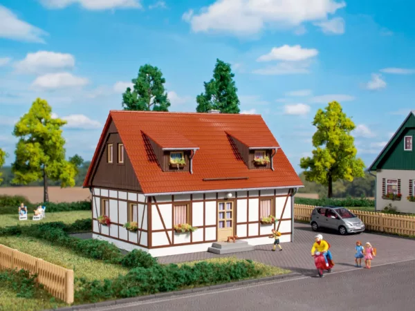 Einfamilienhaus 120x97x90 mm