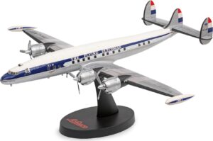 1/160 MAN F90 3-ACHS KOFFER-HÄNGERZUG DHL