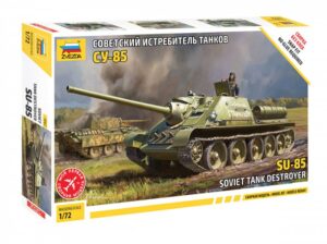 1/72 SOVIET TANK DESTROYER SU-85