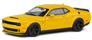 3663506025501_A Dodge Challenger 2018 Geel