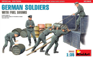 1/35 GERMAN SOLDIERS WITH FUEL DRUMS S.E.