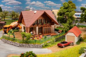 1/87 VRIJSTAAND HUIS RUSTICA