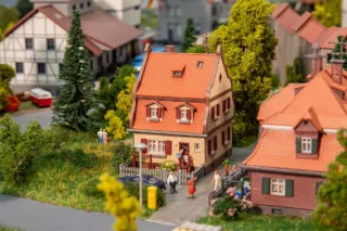 1/160 KLEIN WOONHUIS