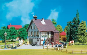130280 Faller 130280 - Huis met ooievaarsnest
