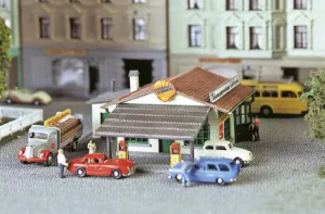 232542X0NcJdpje9ryX Faller 232542 - Tankstation