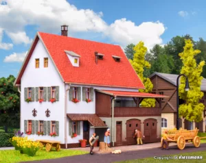 43721 H0 Bauernhaus mit Scheune