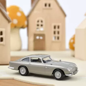 aston-martin-db5-1963-silberne-birke-jet-car-1-43 Aston Martin DB5 1963 Silberne Birke
