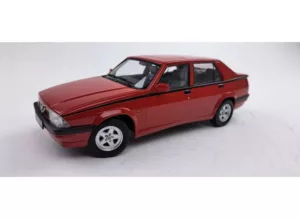 Alfa Romeo 75 Rood