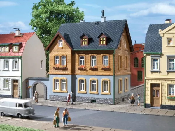 Werkswohnhaus 90x87x115 mm