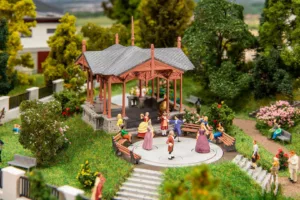 1/87 MUZIEKPAVILJOEN MET DANSENDE FIGUREN