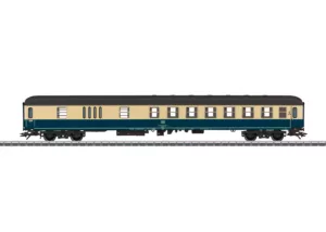 445c3b90853759aa5ce503e432089a821702735227 Märklin 43953 Personenrijtuig met bagage afdeling BDms 273 Tp. IV