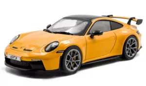 Porsche 911 (992) GT3 2023 Geel