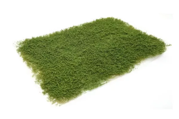 Weeds medium green 4-6 mm