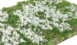 WB-PWH262 Layered Tufts Flowers White