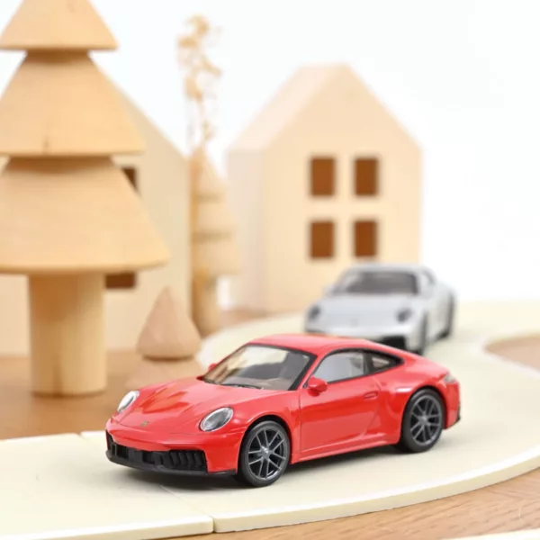 Porsche 911 GTS 2024 Carmin Red
