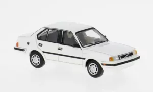 Volvo 360 Sedan 1985 Wit