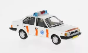daf9565901744f4a9cc831dcd6f4c82e_1920x1920 Volvo 340 Sedan 1983 Politie