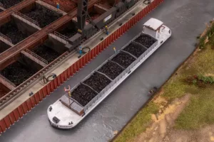 fa131018 Faller 131018 - Vrachtschip