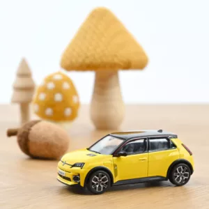 Renault 5 E-Tech 100% Electric 2024 Pop Geel / zwart