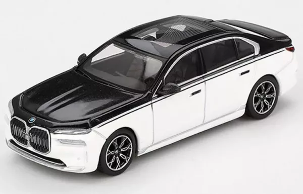 BMW I7 Xdrive (E60) 2024 Alpine / Sapphire