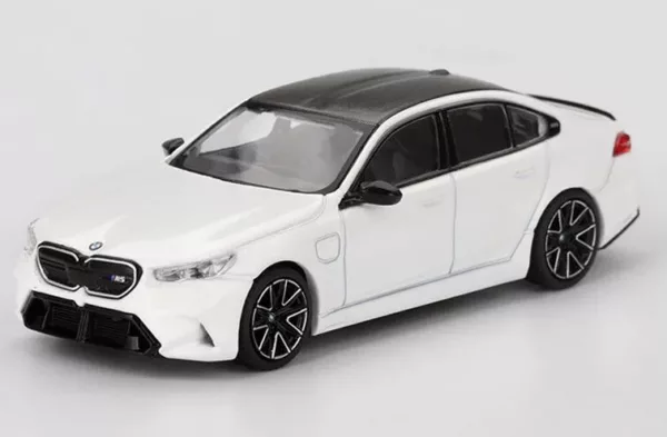 BMW M5 (G90) 2025 Alpine White