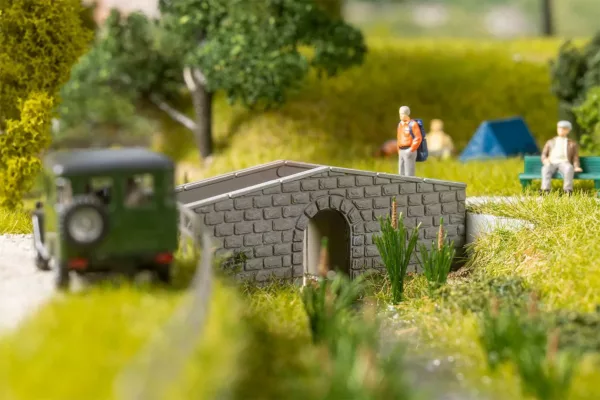 1/87 Kleine stenen brug