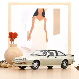 Opel Manta GSi 1987 Goud metallic