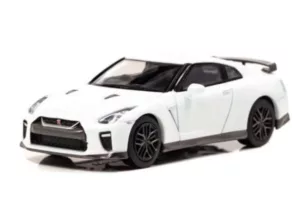 346684_1_lg Nissan GT-R Special Edition (R35) Brilliant White Pearl
