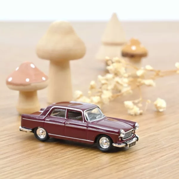Peugeot 404 1968 Algue Brune