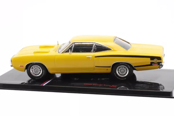 Dodge Coronet Super Bee 1970 Geel