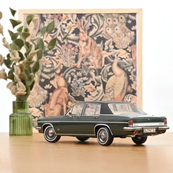 Opel Diplomat V8 1969 Cedar Green