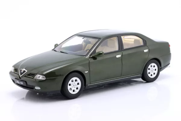 triple9_1_18_alfa_romeo_166_bouwjaar_1999_groente_ Alfa Romeo 166 1998 Groen metallic